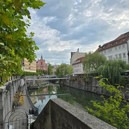 Daire Neptun Ljubljana